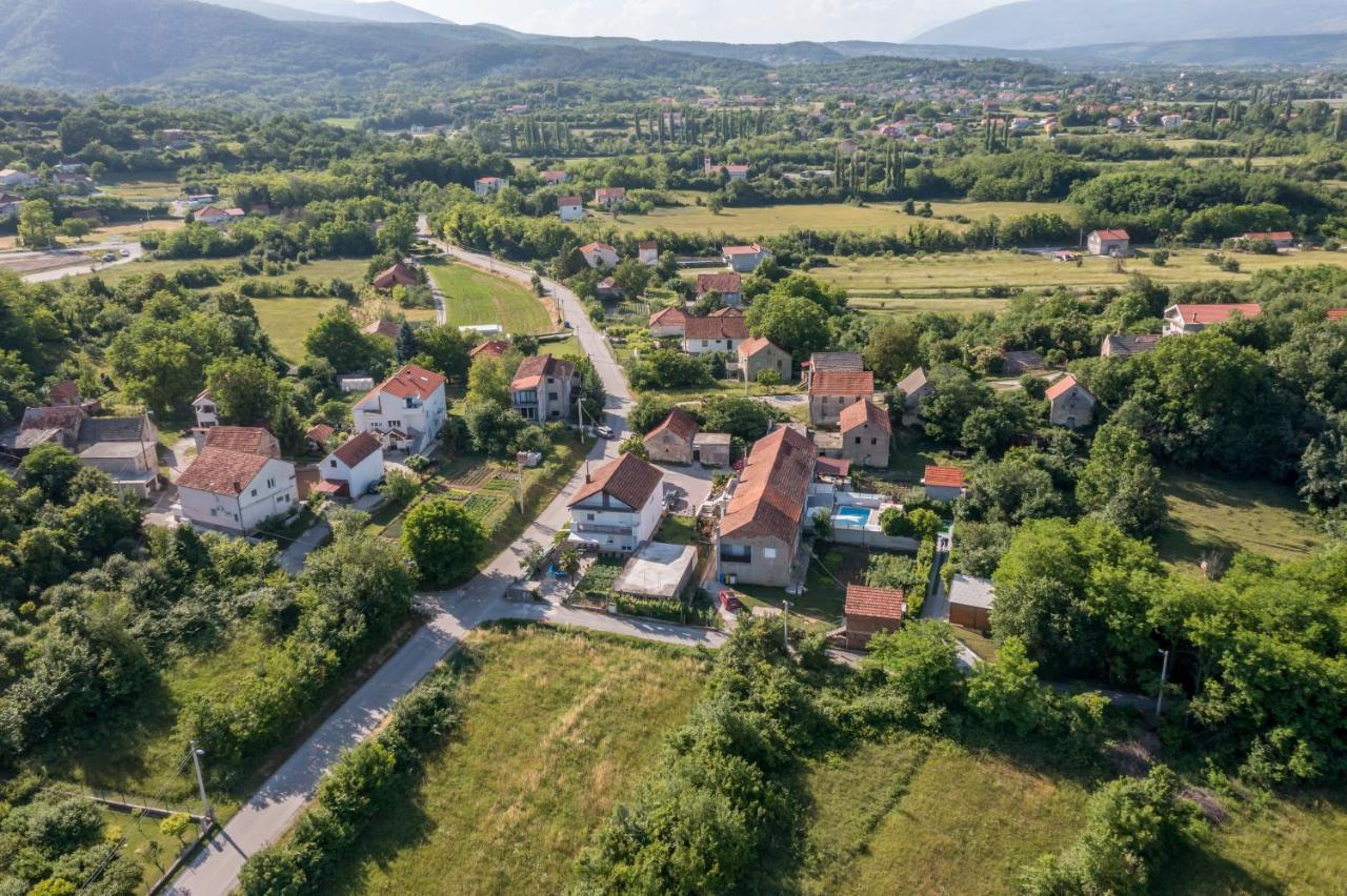 Holiday House Mala Sinj Kültér fotó